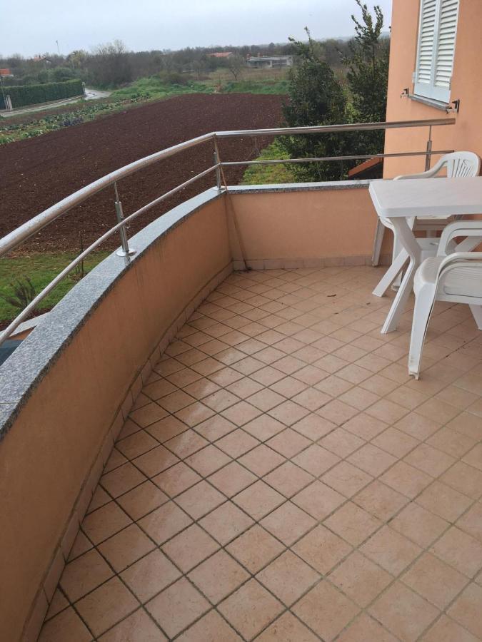 Apartman Valbandon Fažana Exterior foto