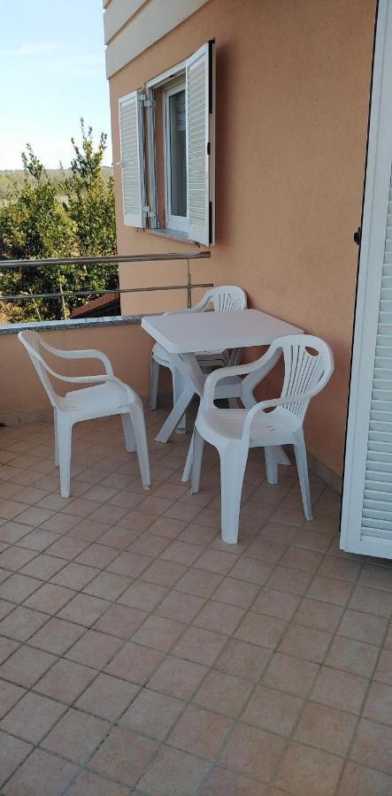 Apartman Valbandon Fažana Exterior foto