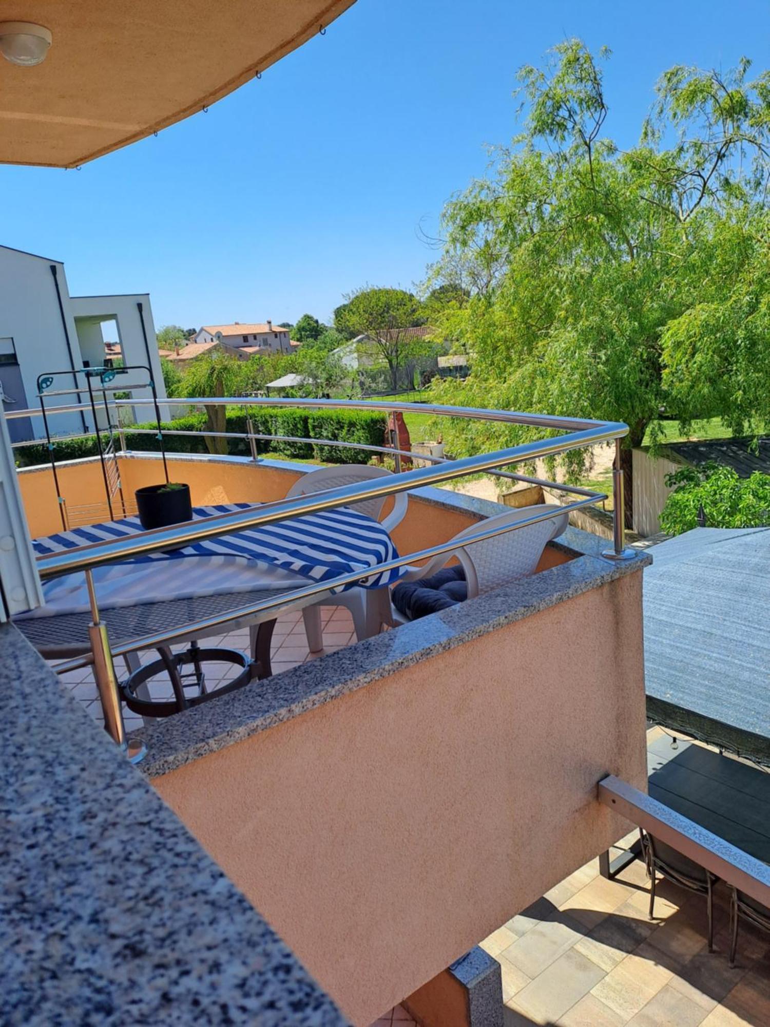Apartman Valbandon Fažana Exterior foto